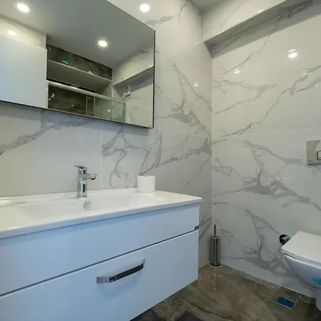 Luxury 1br Bosphorus View With Free Parking And Elevator *